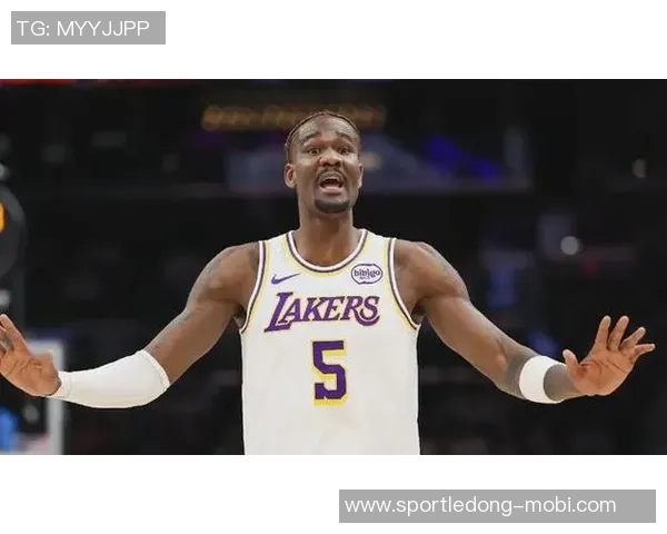 夸梅调侃艾顿表现出色赞其空接能力大幅提升曾被视为水货球员