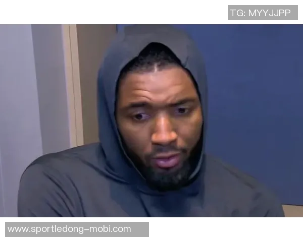 米切尔半场表现亮眼5中3贡献7分1板2助2断展现潜力 米切尔半场表现亮眼5中3贡献7分1板2助2断展现潜力